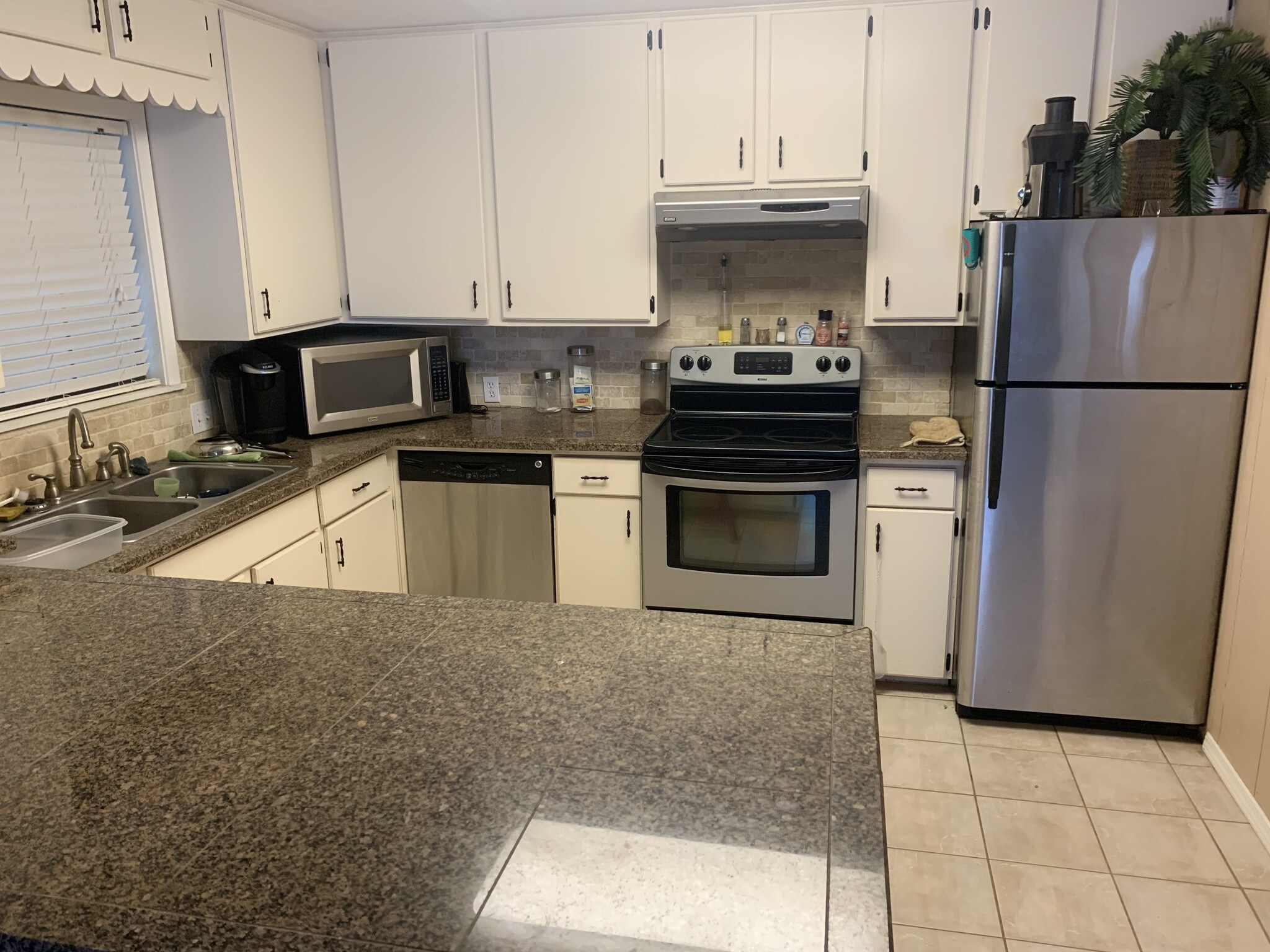 1144 S Port Dr, Port Mansfield, TX 78598 Sunset House Motel and RV Park