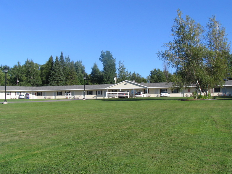 7518 US Hwy 11, Potsdam, NY for sale - Primary Photo - Image 1 of 18