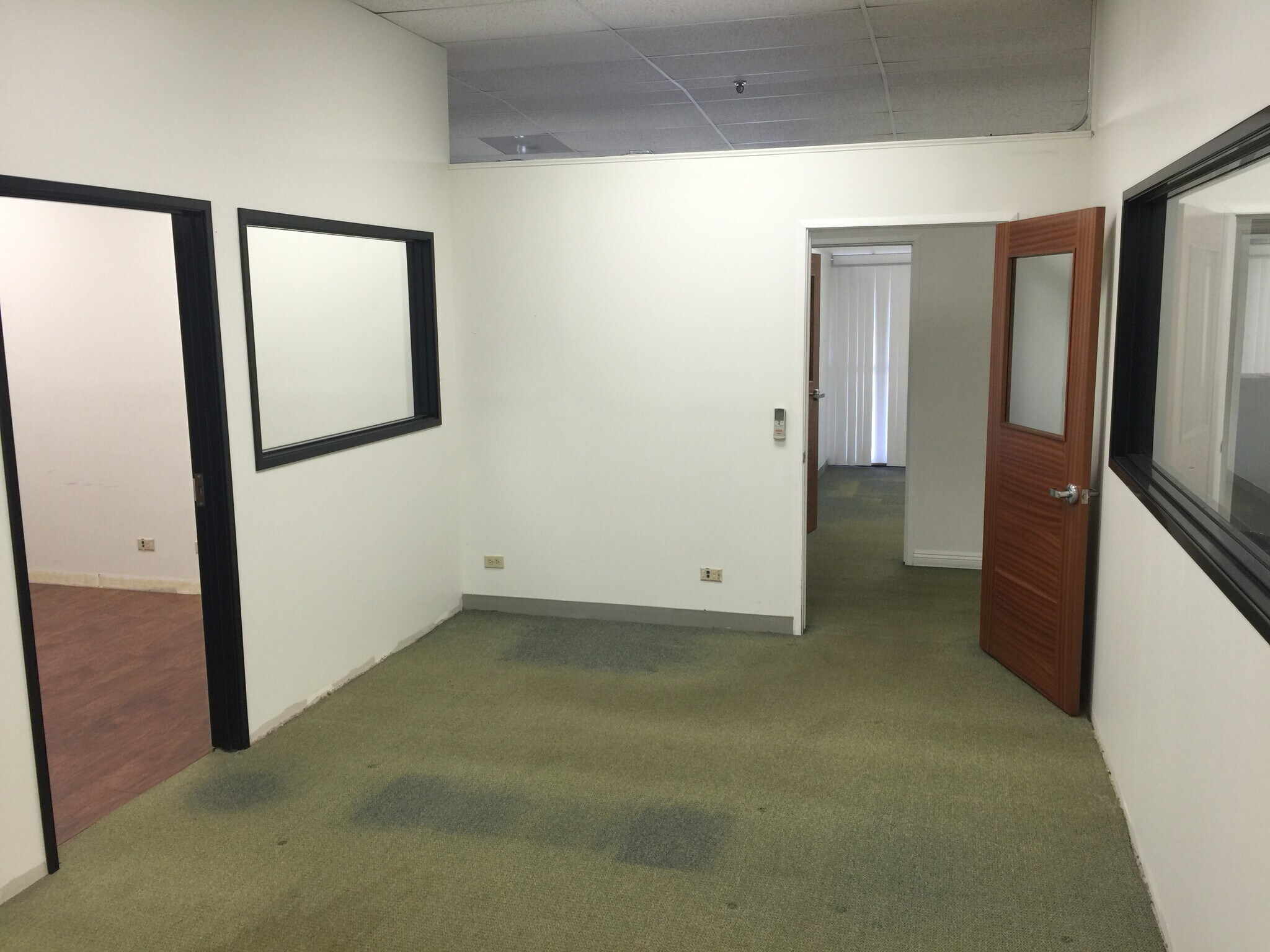 98025 Hekaha St, Aiea, HI 96701 Harbor Center