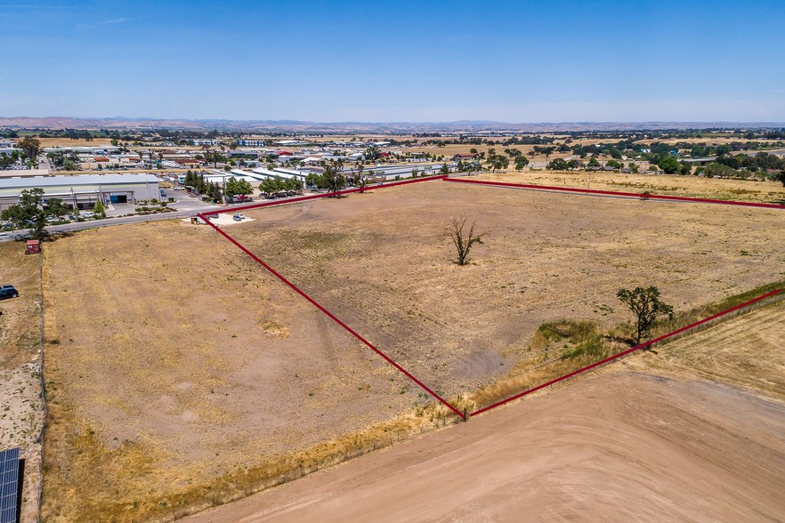 2930 Union Rd, Paso Robles, CA for sale - Building Photo - Image 1 of 1