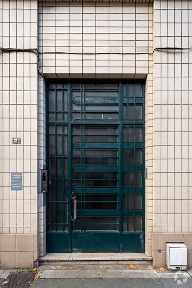 122 Rue Nationale, Lille for sale - Building Photo - Image 3 of 8