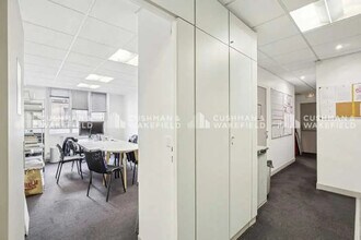 21 Rue D'Artois, Paris for lease Building Photo- Image 1 of 11