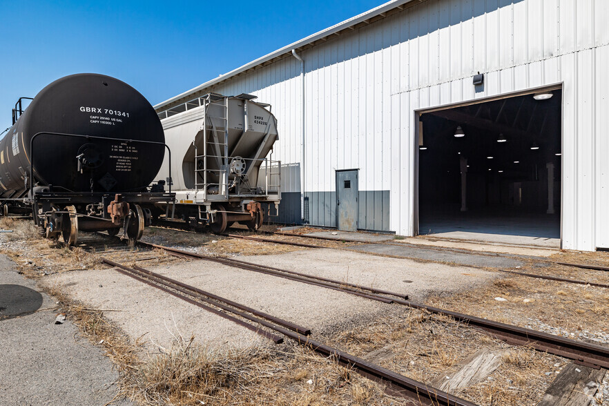 10 Garnet St, Tooele, UT for lease - Building Photo - Image 3 of 29