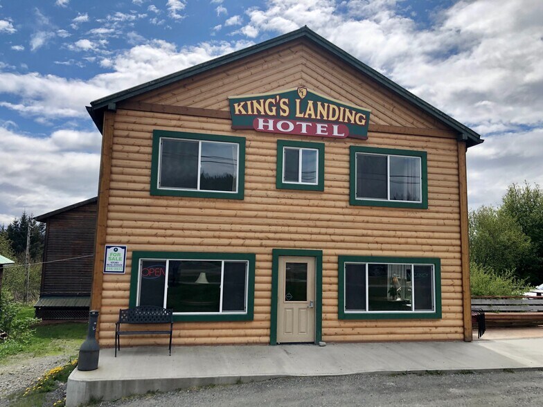 147 E Pioneer Ave, Homer, AK 99603