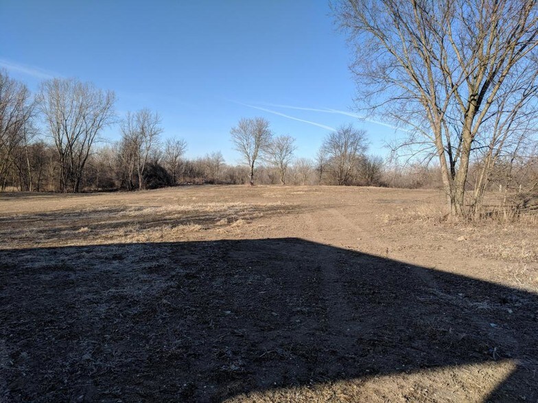 2635 Waukesha Rd, Franksville, WI 53126