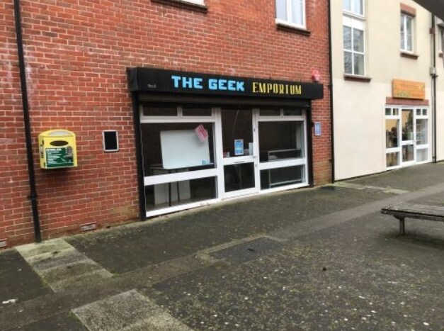 9 Waterloo Ct, Andover for sale - Primary Photo - Image 1 of 1