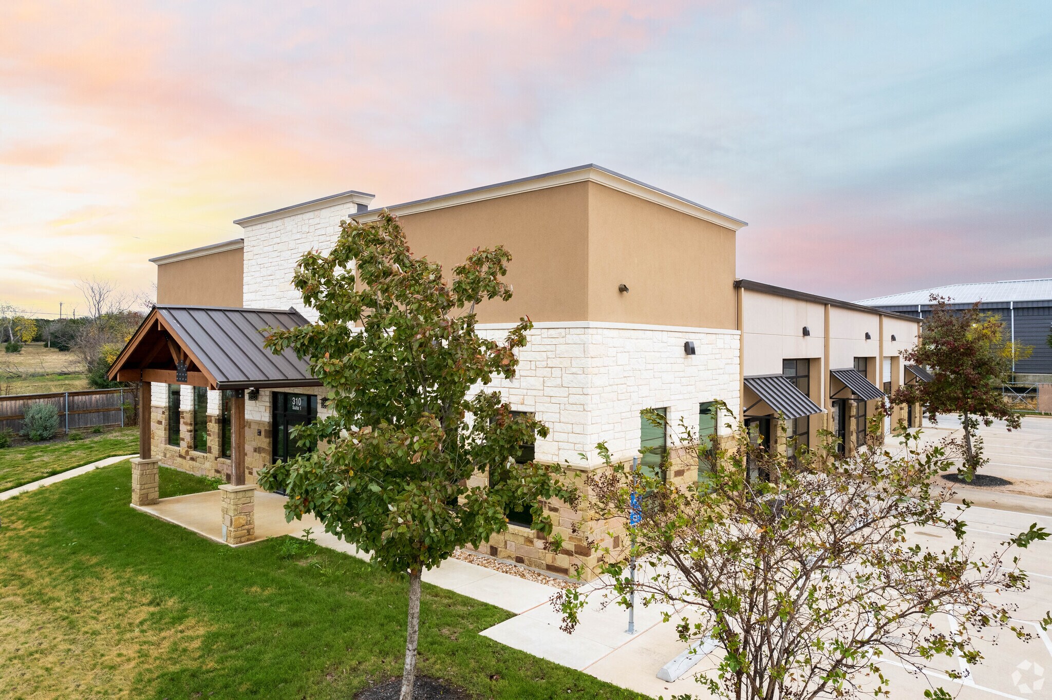 308 Hazelwood St, Leander, TX for lease Building Photo- Image 1 of 7