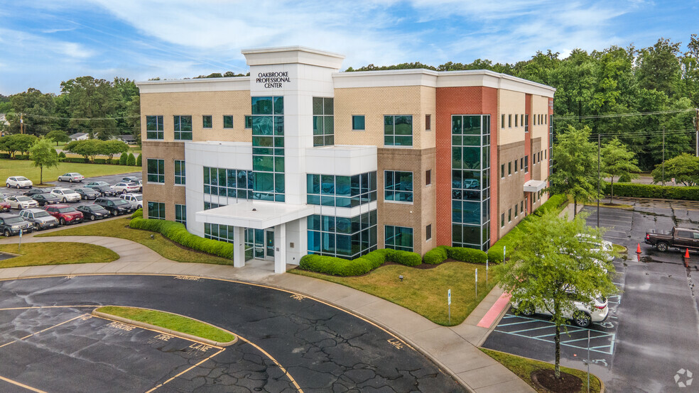 516 Innovation Dr, Chesapeake, VA for lease - Building Photo - Image 3 of 13