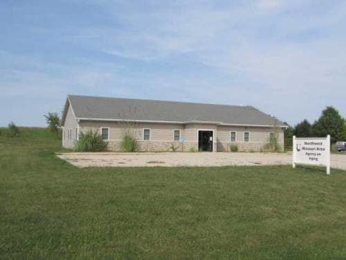 504 E Hwy 136, Albany, MO for sale - Building Photo - Image 1 of 1