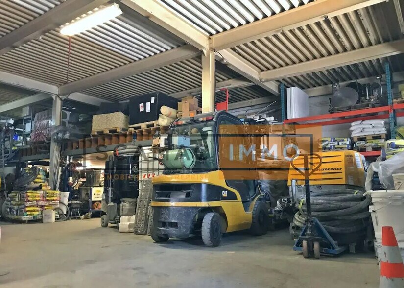 Office in Noisy-le-Grand for lease - Building Photo - Image 2 of 10