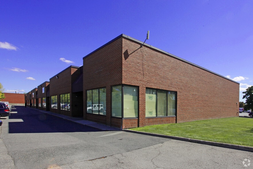 5959 Shawson Dr, Mississauga, ON for sale - Primary Photo - Image 1 of 1