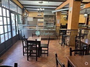 Retail in Segovia, Segovia for lease Interior Photo- Image 2 of 12