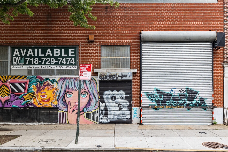 18-57 Troutman St, Ridgewood, NY for lease - Building Photo - Image 2 of 4