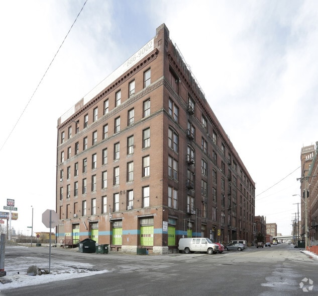 1420 W 13th Ter, Kansas City, MO for sale - Building Photo - Image 2 of 20