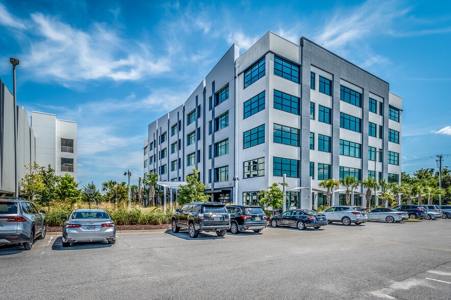 1940 Algonquin Rd, Charleston, SC for lease - Building Photo - Image 2 of 23