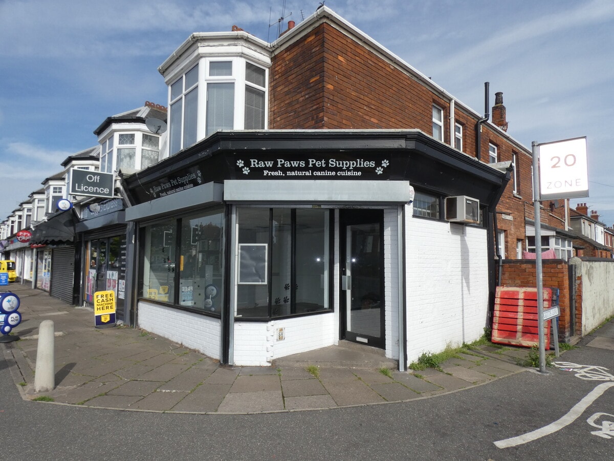 283 Grimsby Rd, Cleethorpes, SHS DN35 7HE