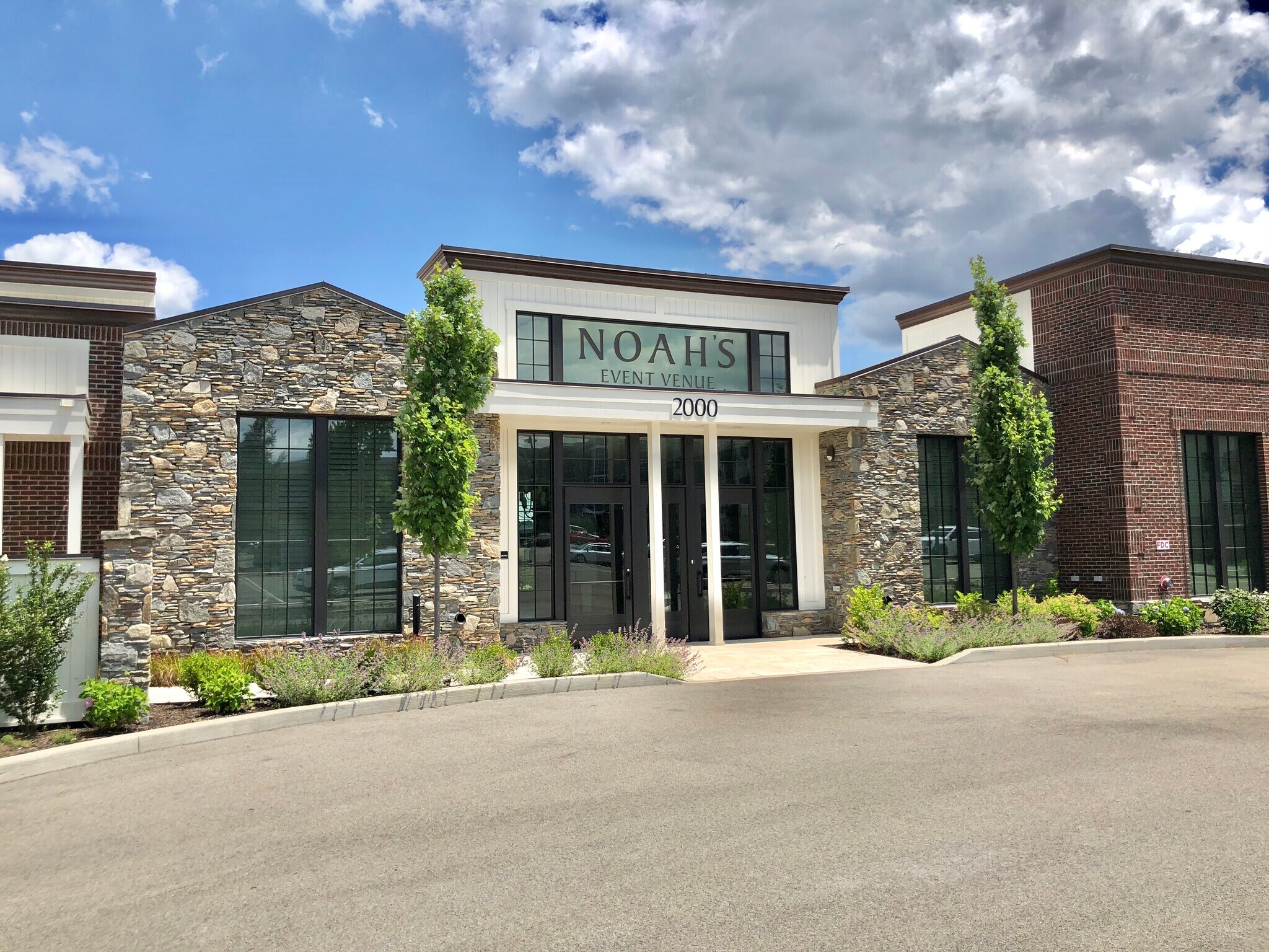 2000 Town Center Blvd, Canonsburg, PA 15317 Retail for Lease