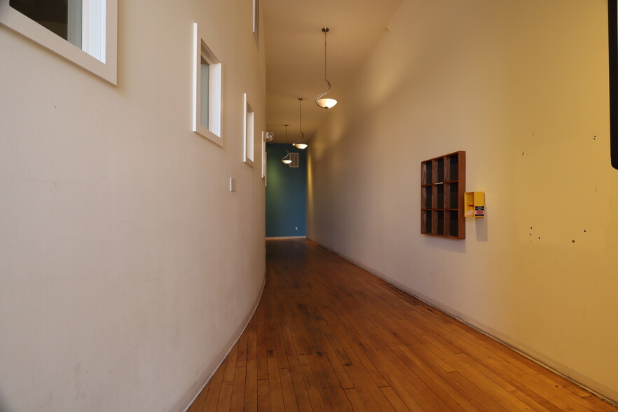 815-817 W Broad St, Richmond, VA for lease - Building Photo - Image 3 of 25