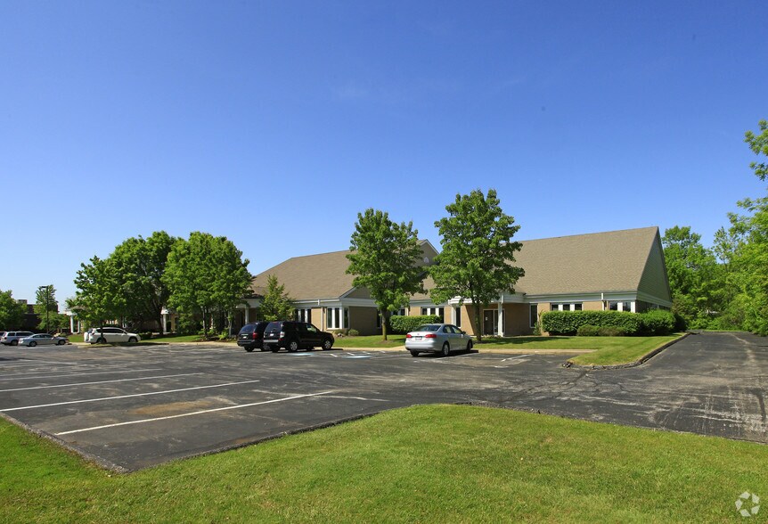 31105 Bainbridge Rd, Solon, OH 44139