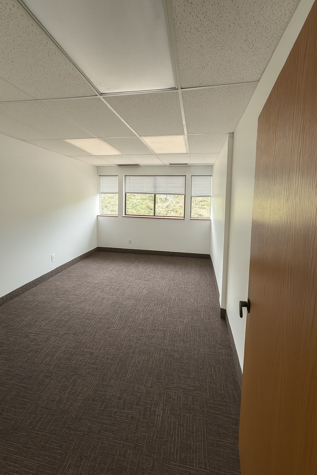 7710-7714 Brooklyn Blvd, Minneapolis, MN for lease Interior Photo- Image 1 of 6