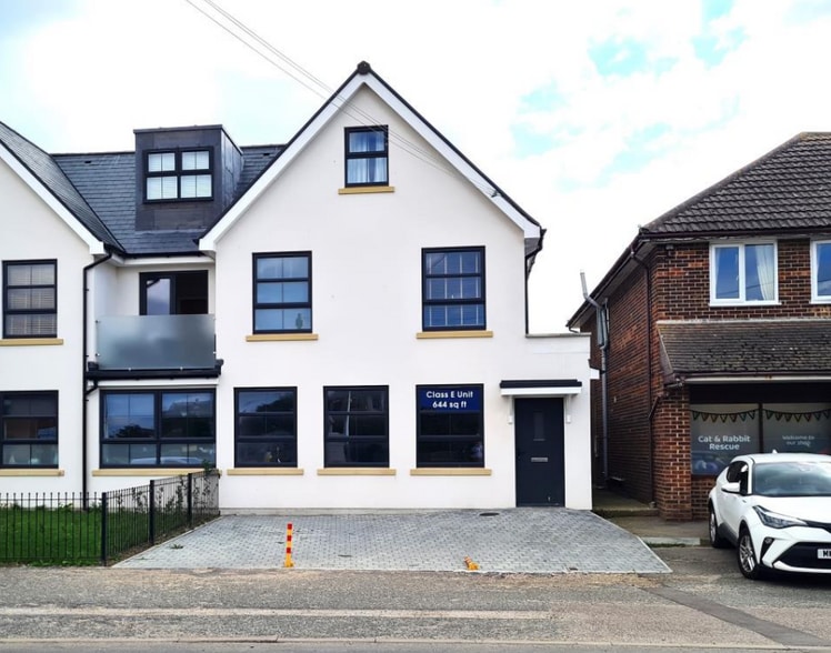 Stocks Ln, East Wittering for sale - Primary Photo - Image 1 of 1