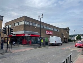 28-44 New St, Mold for lease Building Photo- Image 2 of 3