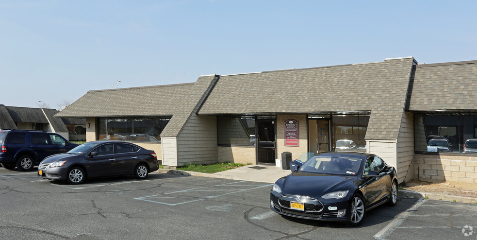 3241 Route 112, Medford, NY for lease - Building Photo - Image 3 of 6