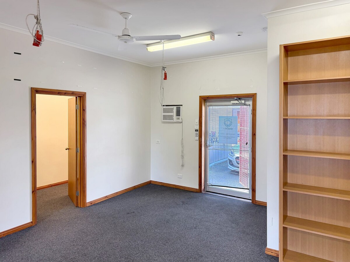 85-93 Coppards Rd, Moolap, VIC 3224 - Unit 8 - - Interior Photo - Image 1 of 2