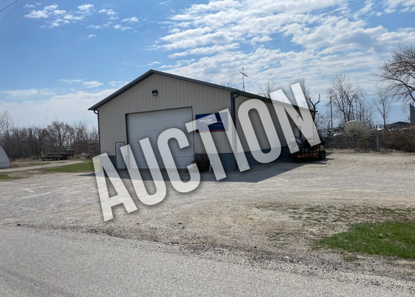 302 Railway st, Huxley, IA for sale - Primary Photo - Image 1 of 1