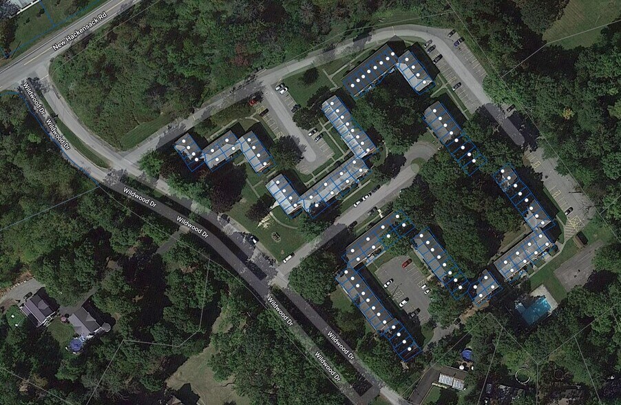 5 Wildwood Dr, Wappingers Falls, NY for sale - Primary Photo - Image 1 of 1