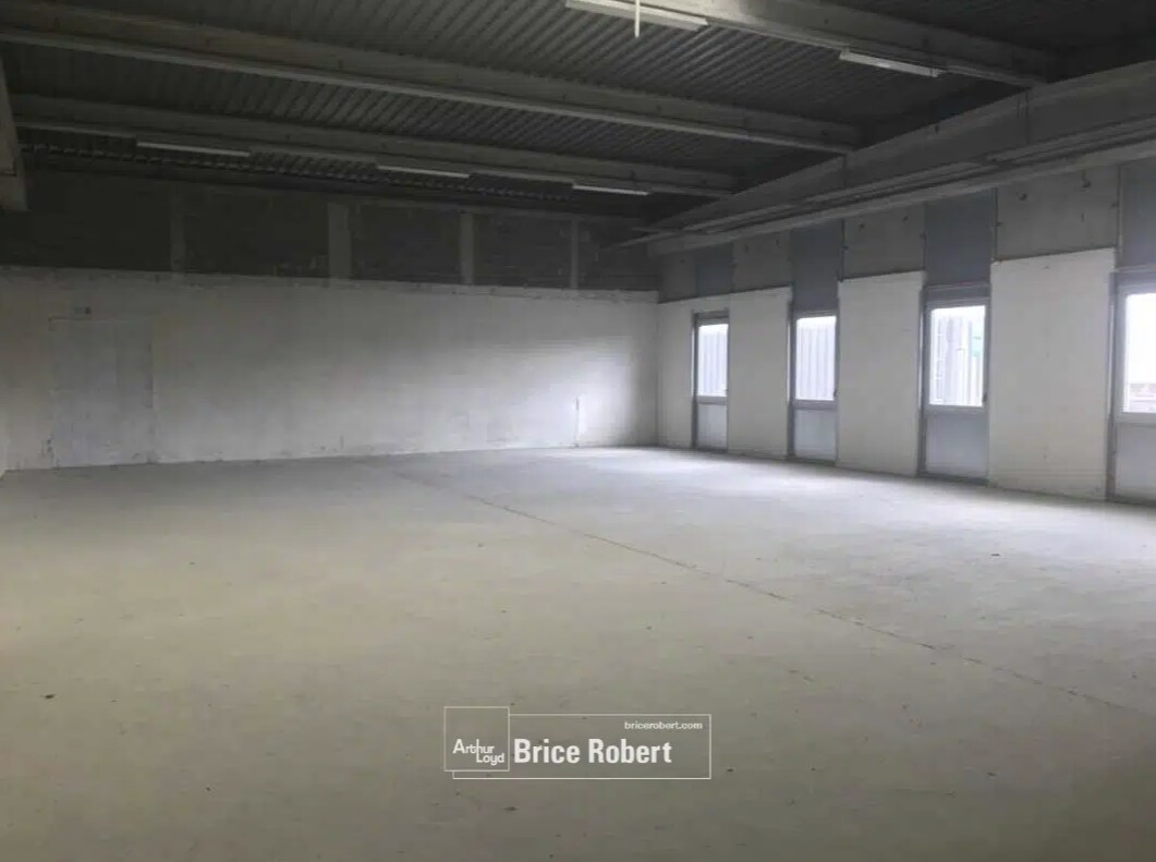 Flex in Corbas for lease Interior Photo- Image 1 of 5
