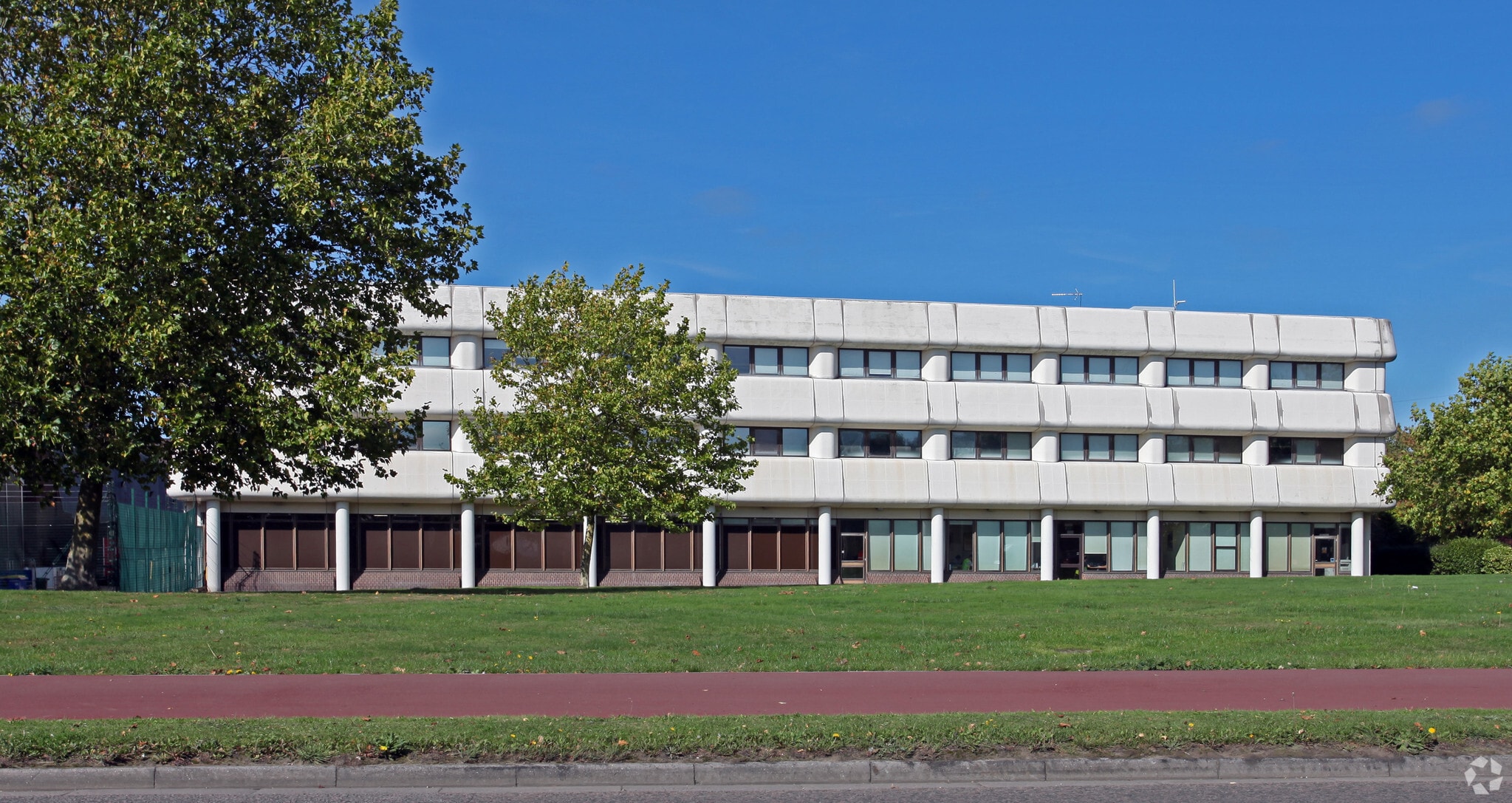 Rabans Ln, Aylesbury for sale Primary Photo- Image 1 of 1