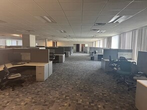 6350 Center Dr, Norfolk, VA for lease Interior Photo- Image 2 of 5