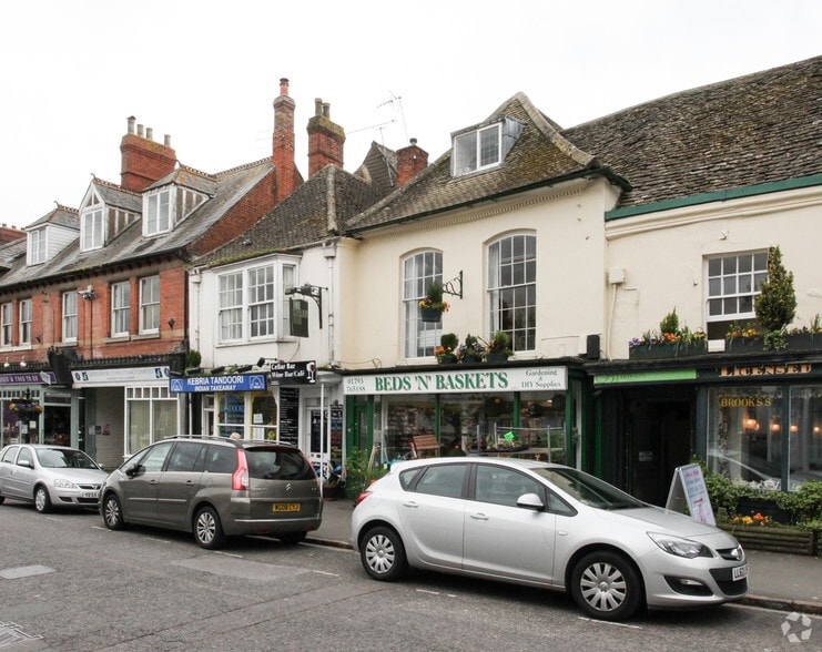 10 High St, Highworth for sale - Primary Photo - Image 1 of 1