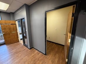 2500 W Broad St, Athens, GA for lease Interior Photo- Image 2 of 7