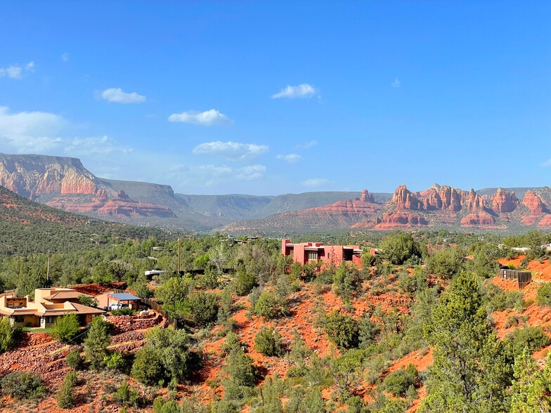 551 Elysian Dr, Sedona, AZ for sale - Building Photo - Image 3 of 8