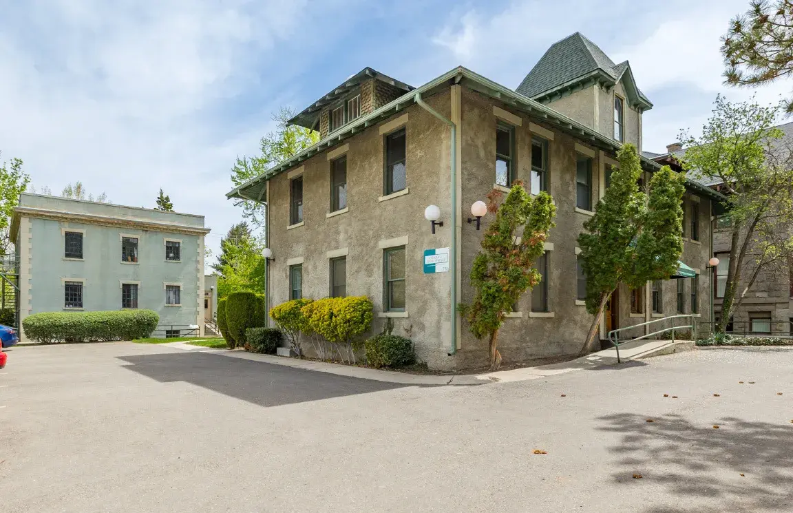 750 E Warm Springs Ave, Boise, ID for lease Building Photo- Image 1 of 8