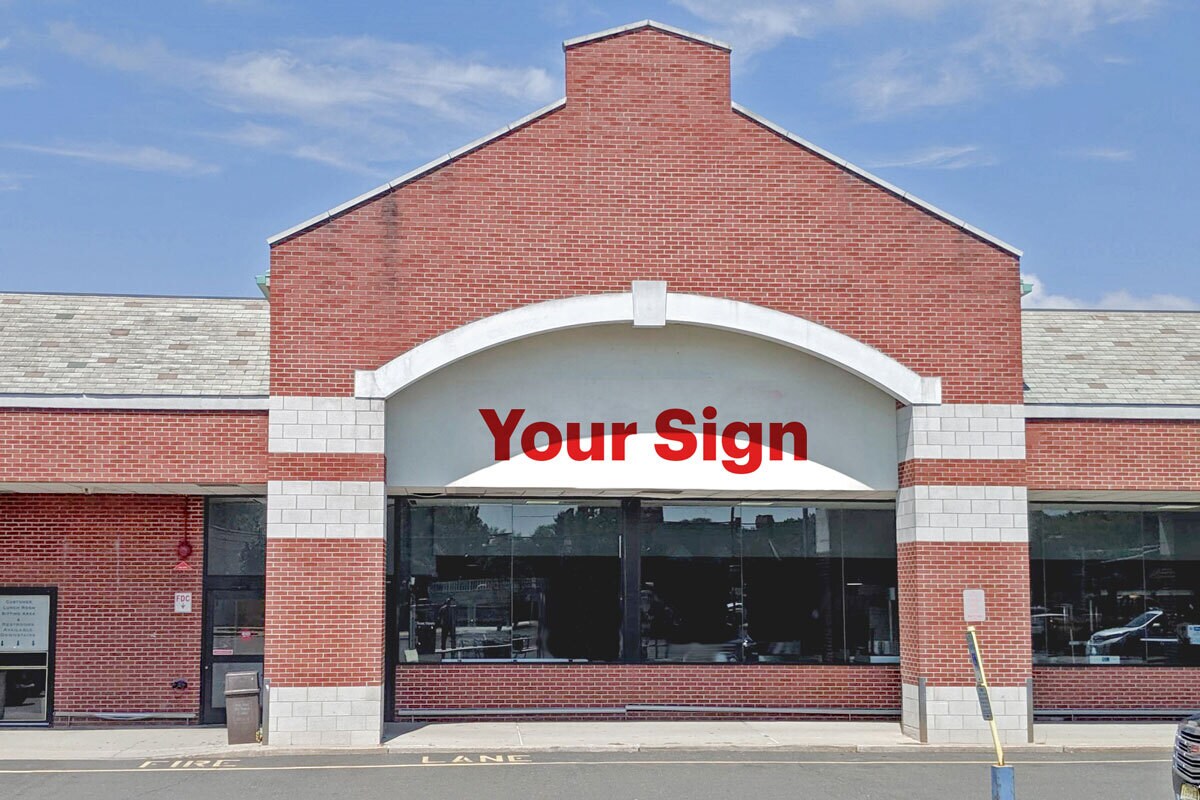 216 Old Tappan Rd, Old Tappan, NJ 07675 BiState Plaza