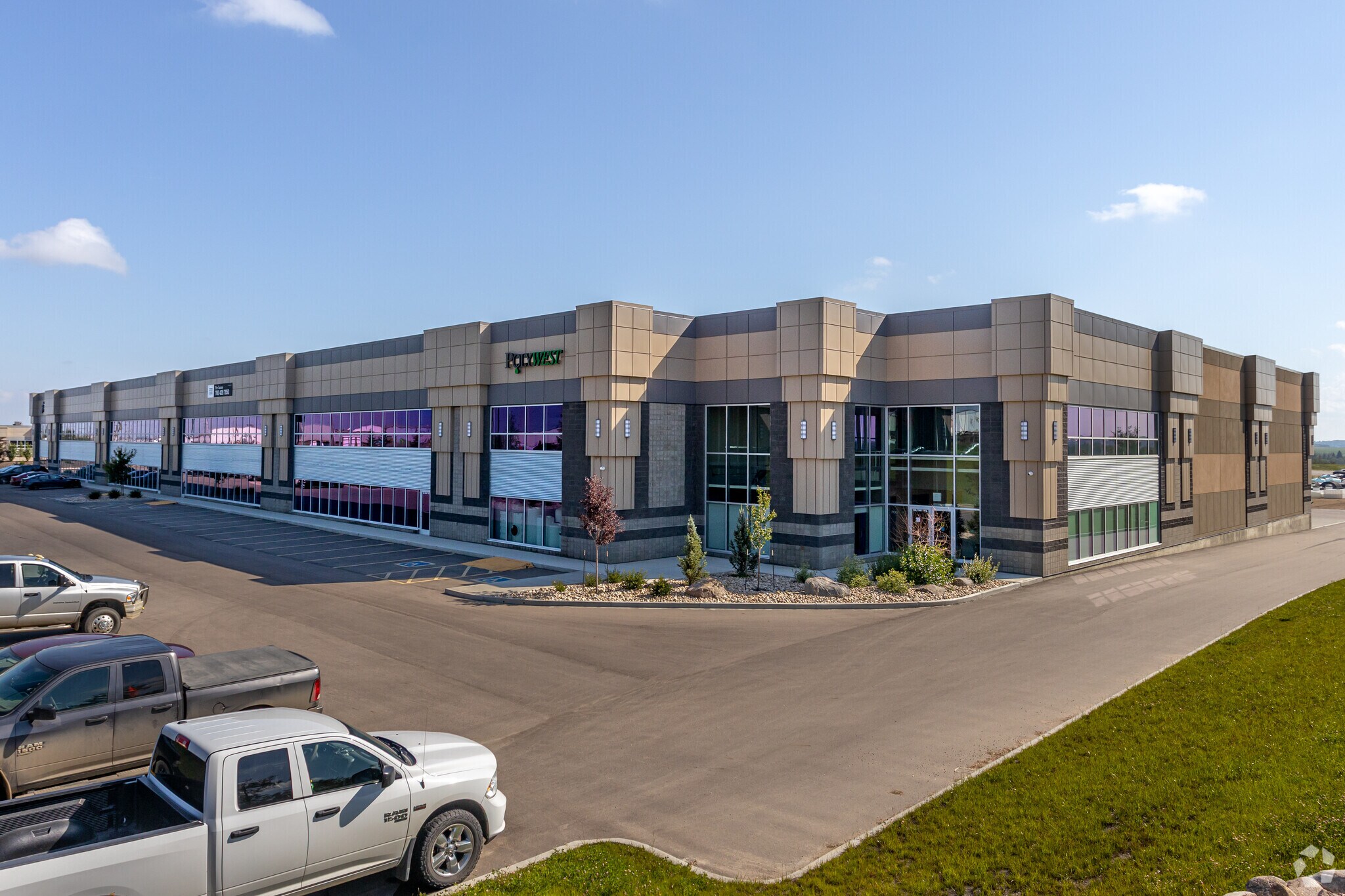 2305 9 St, Nisku, AB for lease Primary Photo- Image 1 of 3