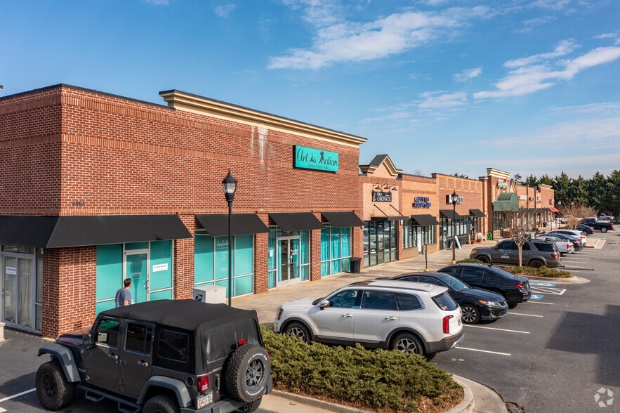 4965 Lanier Islands Pky, Buford, GA for lease - Building Photo - Image 2 of 7