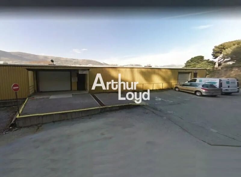 Industrial in Colomars for lease - Building Photo - Image 1 of 4