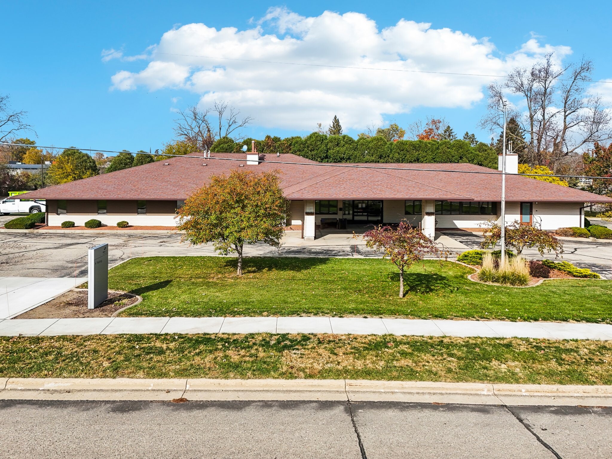 540 Bowers Blvd, Delavan, WI for sale Building Photo- Image 1 of 9