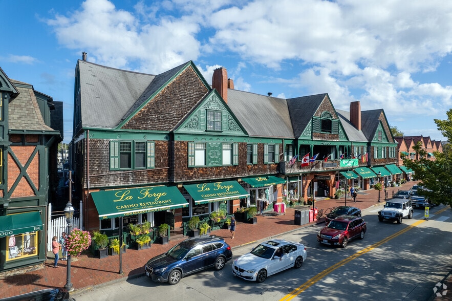 190202 Bellevue Ave, Newport, RI 02840