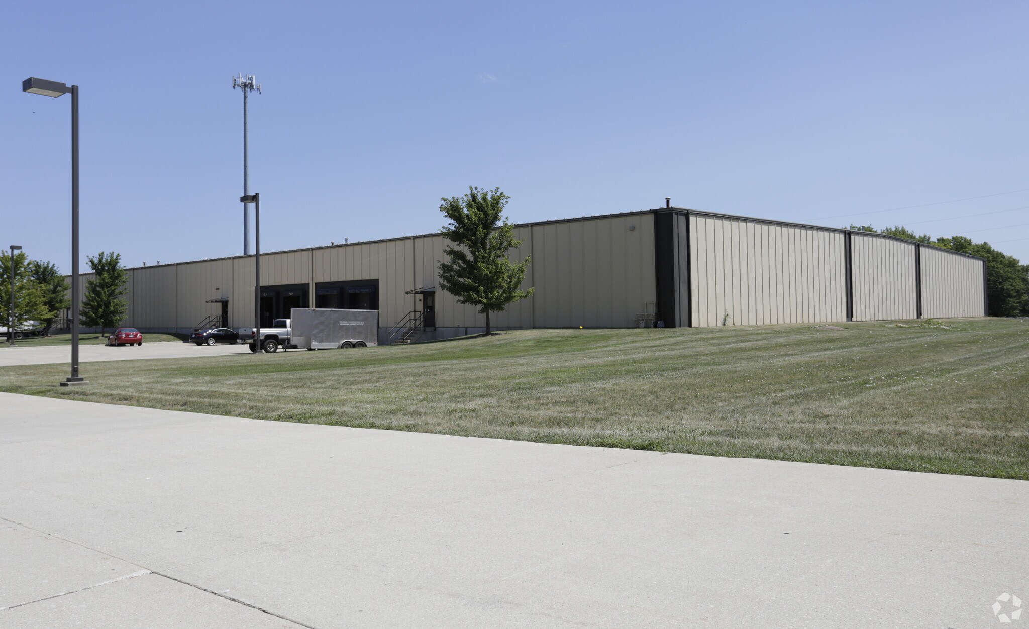 1702 General Electric Rd, Bloomington, IL for sale Primary Photo- Image 1 of 1