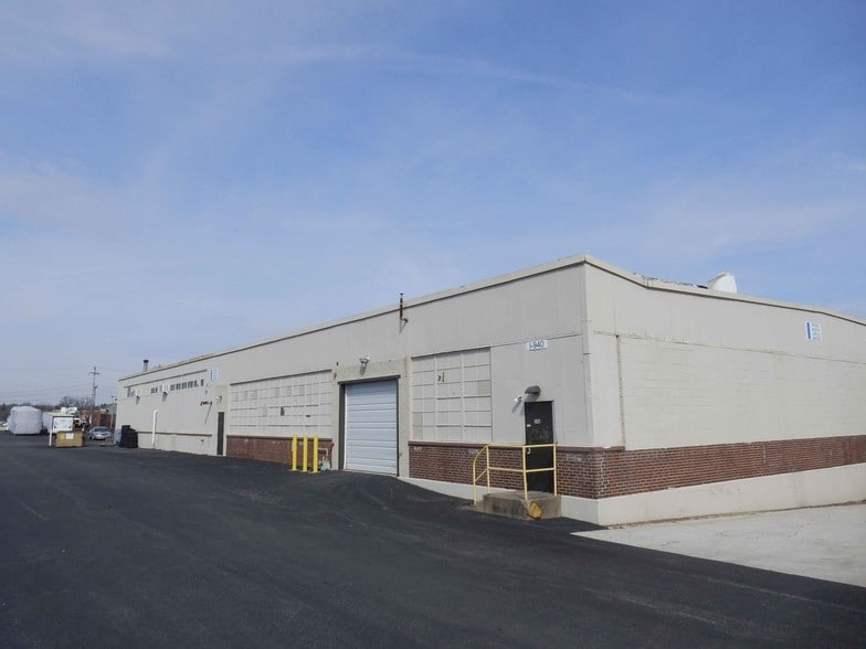940 Circle Dr, Oaks, PA for lease - Primary Photo - Image 2 of 7