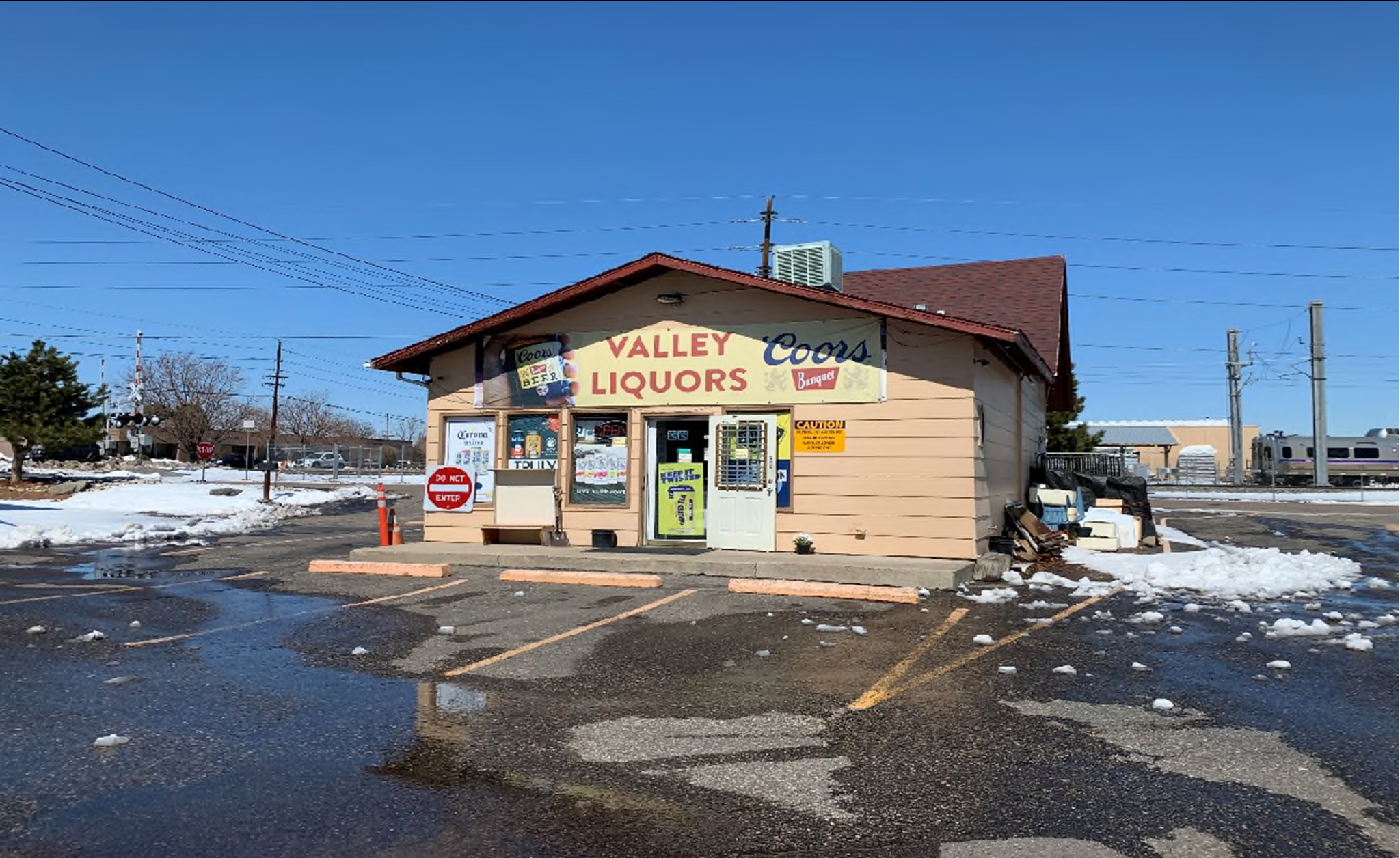 4992 Ward Rd, Wheat Ridge, CO for sale Primary Photo- Image 1 of 1
