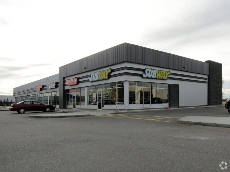 10822 50 St SE, Calgary, AB for lease - Building Photo - Image 3 of 10