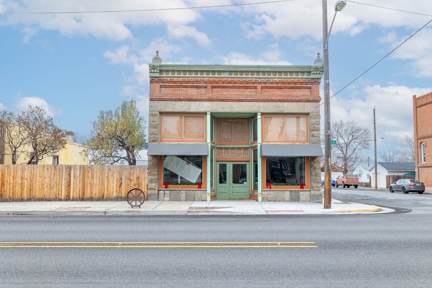 306 S Main, Union, OR for sale - Building Photo - Image 2 of 30