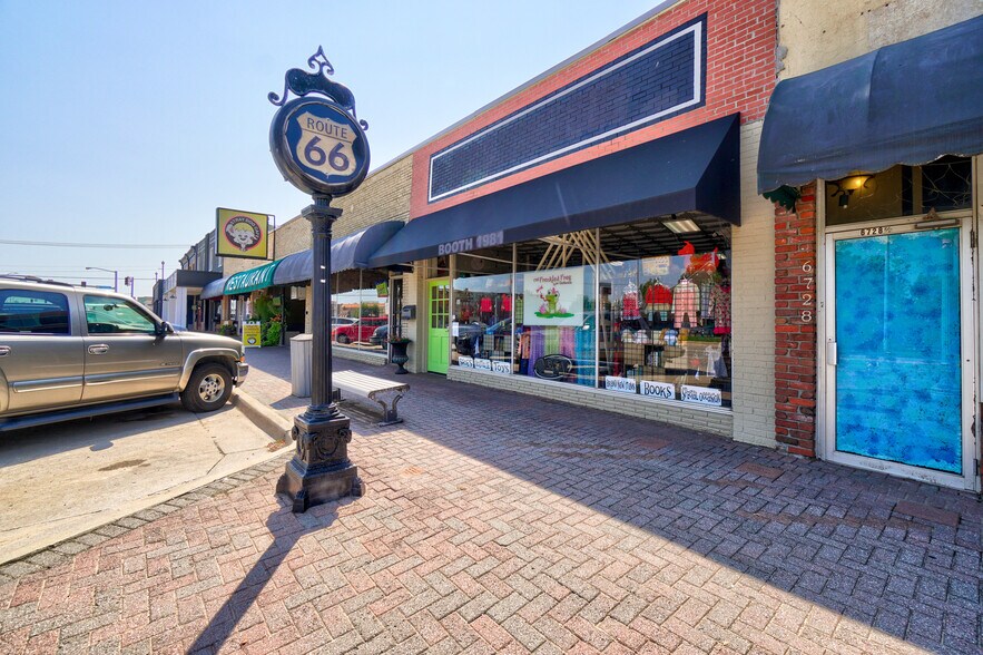 6726 NW 39th Expy, Bethany, OK 73008