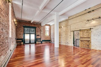 607 W Fulton St, Chicago, IL for lease Interior Photo- Image 1 of 5